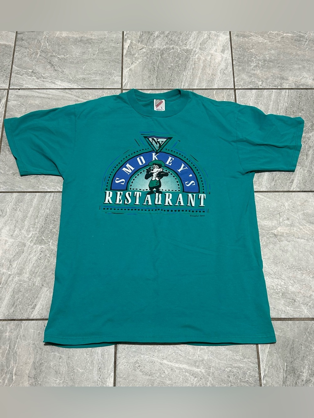 Vintage 90s Smokey’s Restaurant NY Graphic Tee Jerzees USA Size L